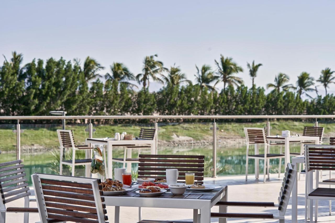 Fanar Hotel & Residences Salalah Exterior photo The Beach Club