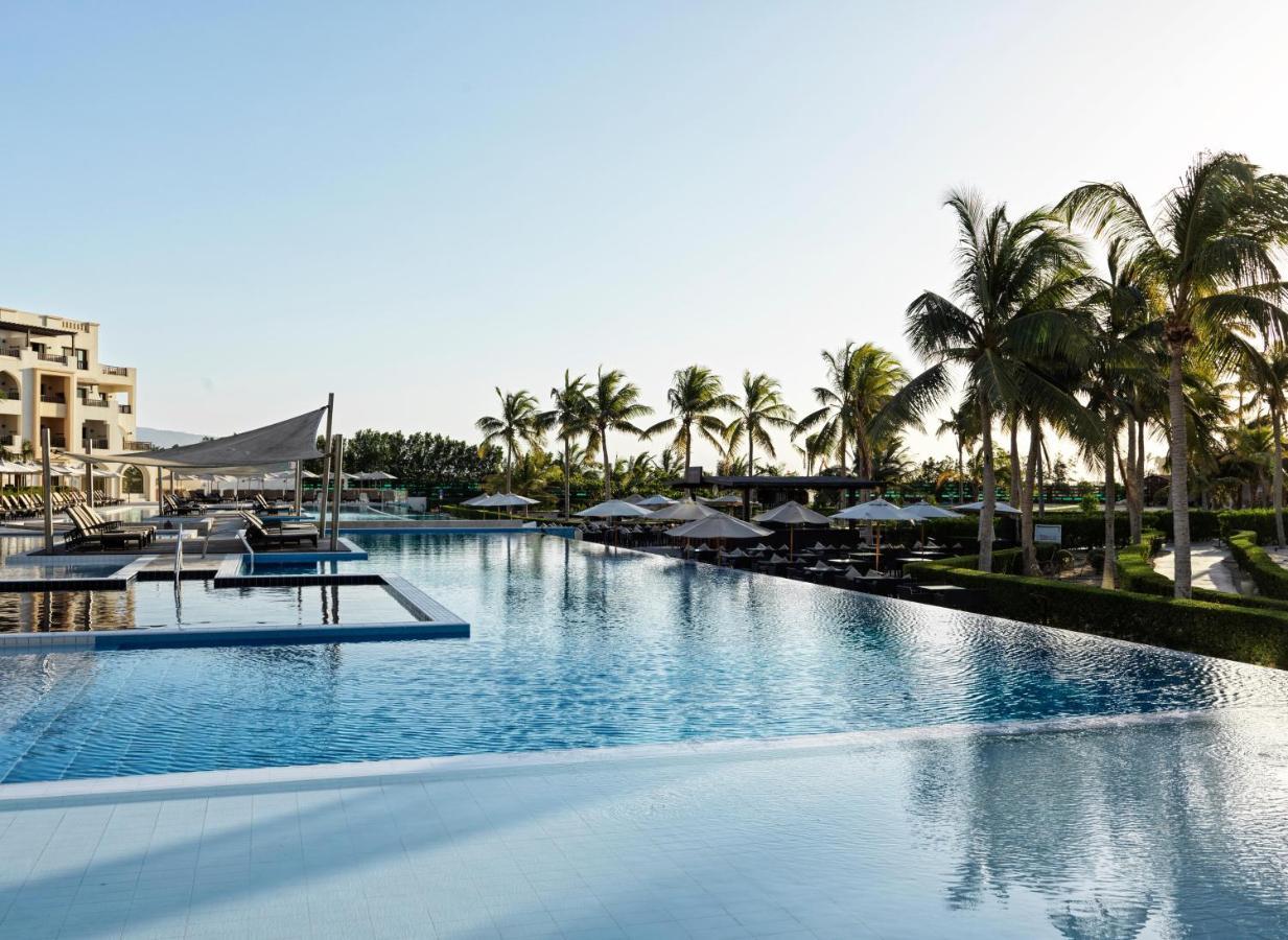 Fanar Hotel & Residences Salalah Exterior photo The Cove Atlantis