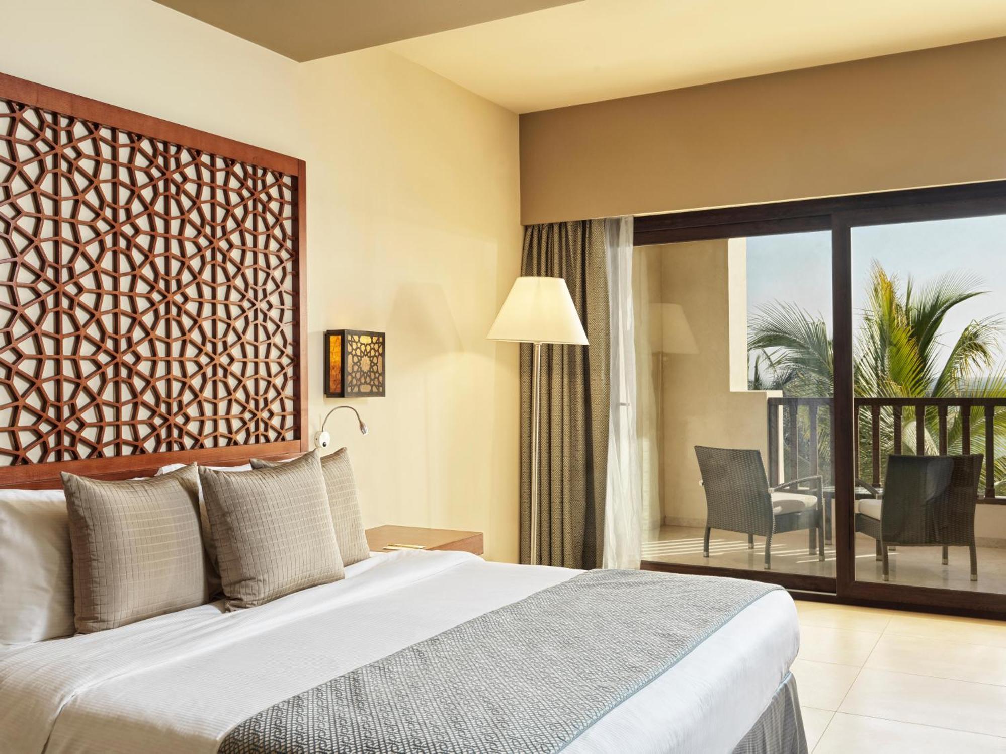 Fanar Hotel & Residences Salalah Exterior photo Deluxe room